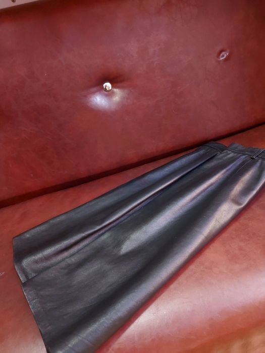 Продам  кожаную юбку