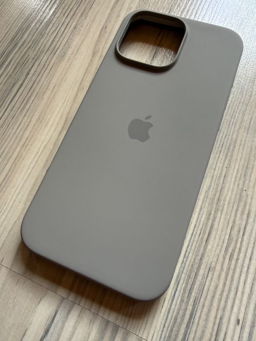 Оригинален case iPhone 16 Pro Max