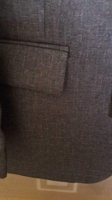 Продается мужской костюм