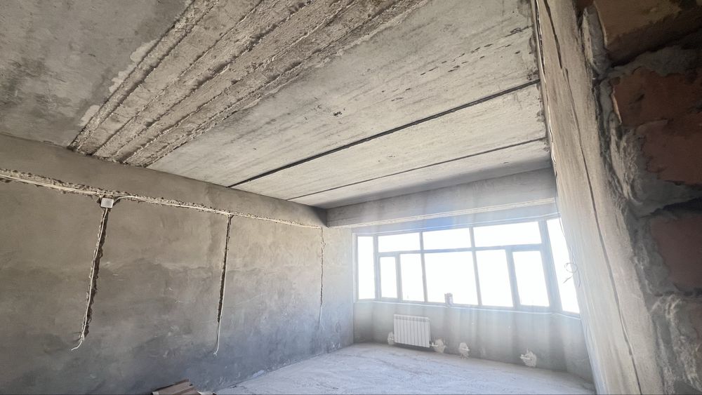 Дом сотилади (4 хона, 150 м2)