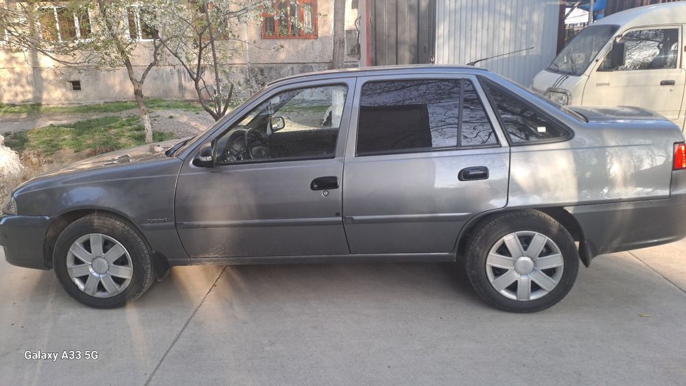 Нексия 2 донс сотилади