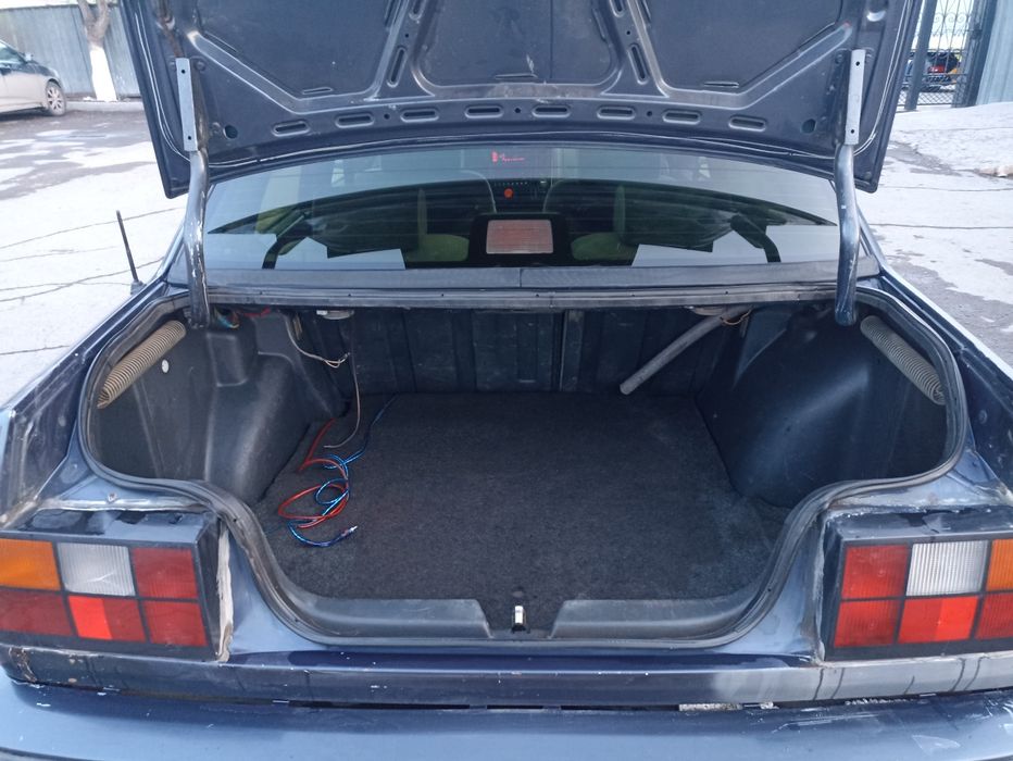 Продаю Вольво 460