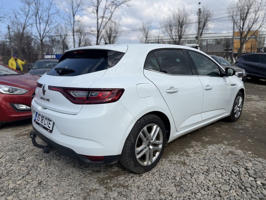 RENAULT Megane 2020 — imagine 3