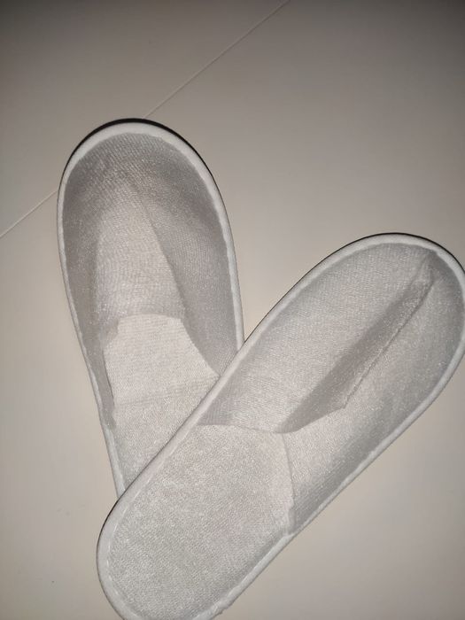 Одноразовые тапочки