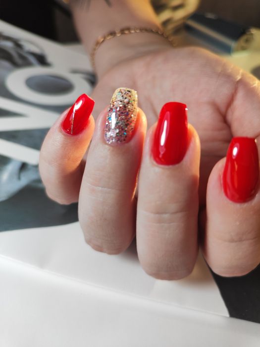 Мастер маникюра!!