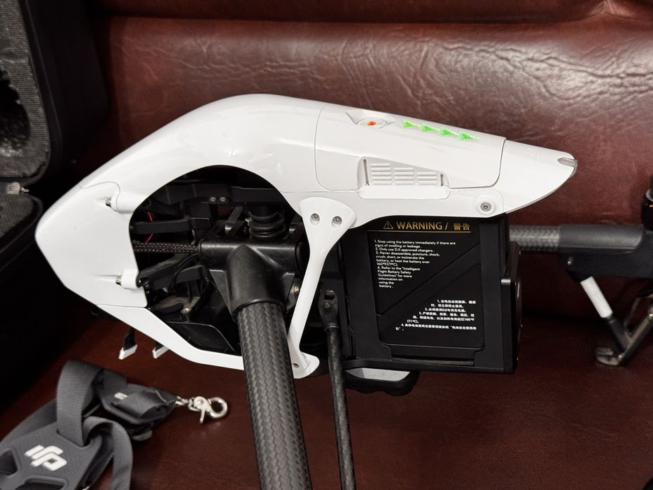 Drona profesională DJI INSPIRE 1 V2.0 PRO,geanta transport,telecomandă