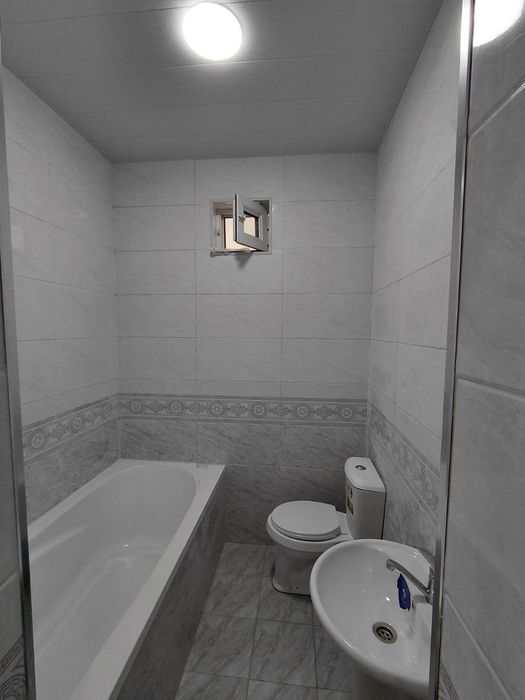 Продаётся дом 3 ком 80м2 Земля 1.5 сот янгихайот Ташкент махаля