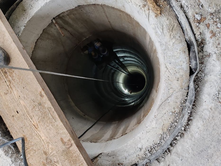 Curatare fantana Adânceasc