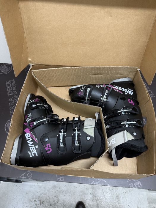 Ботинки лыжные 37