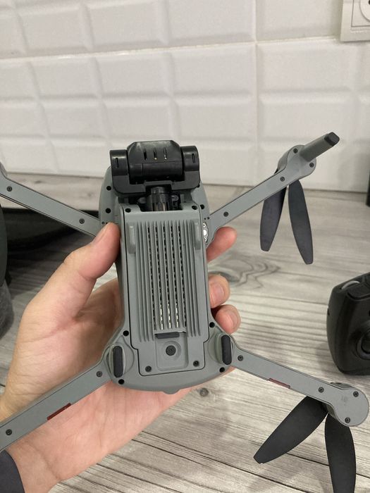 Дрон qazfly eis.