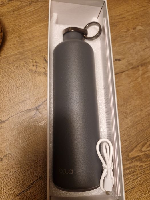 EQUA Smart Water Bottle – нова, неотваряна