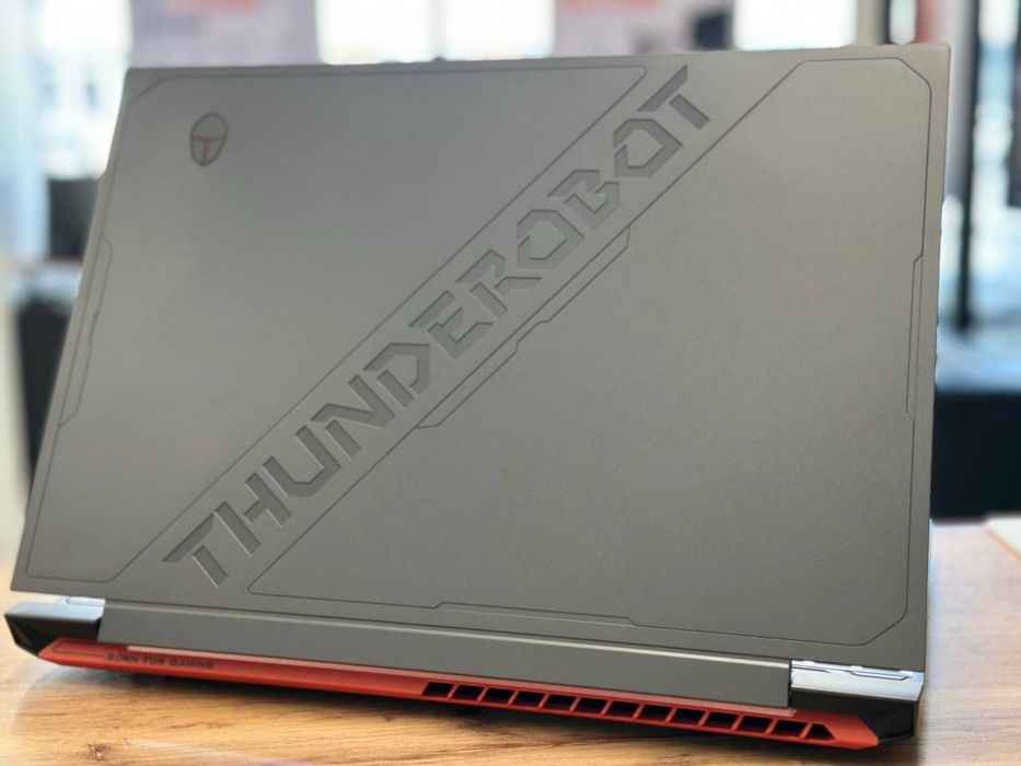 Thunderobot 911 | Core i5-12 | RAM 16 GB | SSD 512 GB