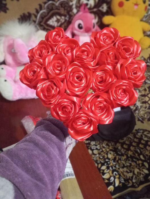 Вечные букеты из атласной ленты