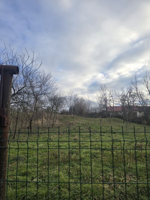 Ciclova Romana, casă locuibilă,toate utilitățile, camere noi,.