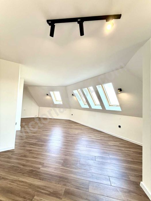 Продава се Мезонет в Велико Търново, Център - 222 кв.м за 946 €/кв.м - Снимка #1