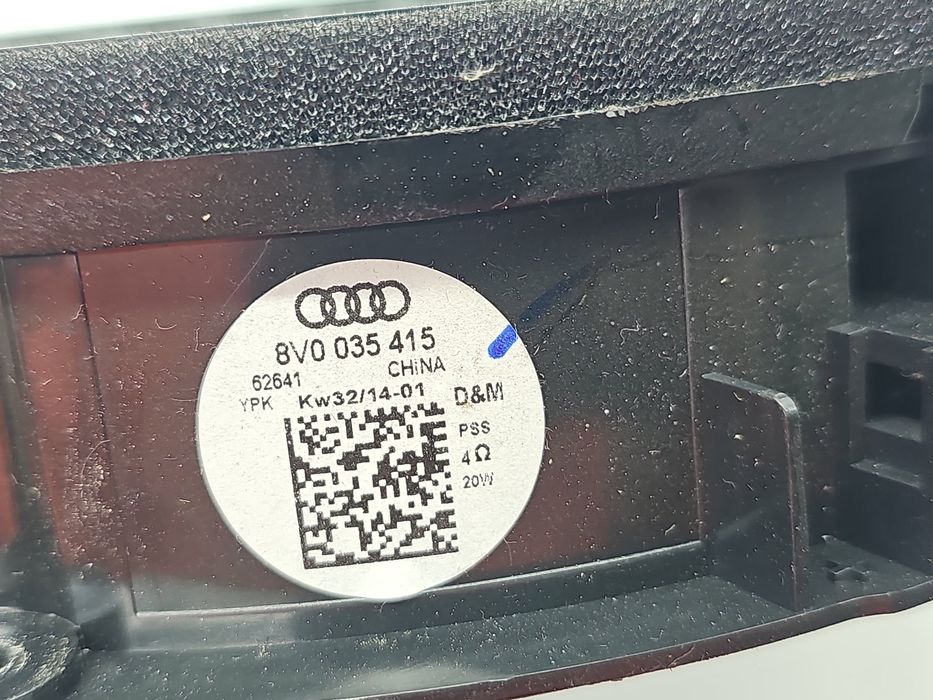 Boxa stanga fata AUDI A3 (8VS) [Fabr 2013-prezent] 8V0035415