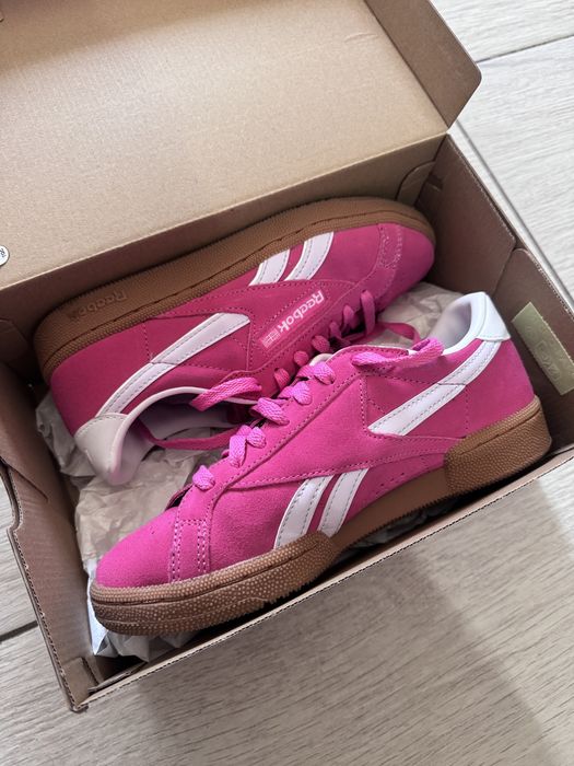 Incaltari Adidas