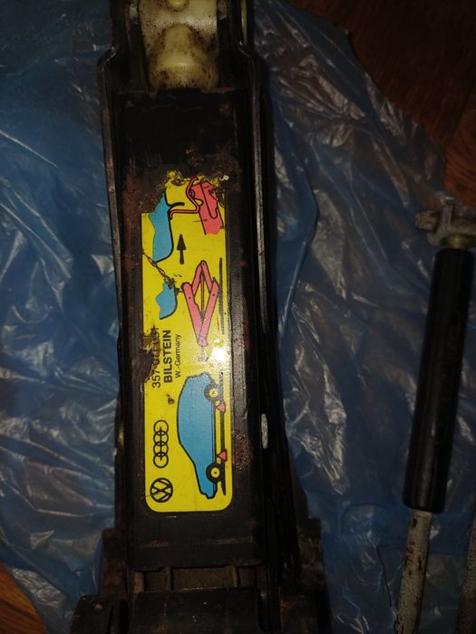 Секретни гайки, ключ и крик за Форд Мондео