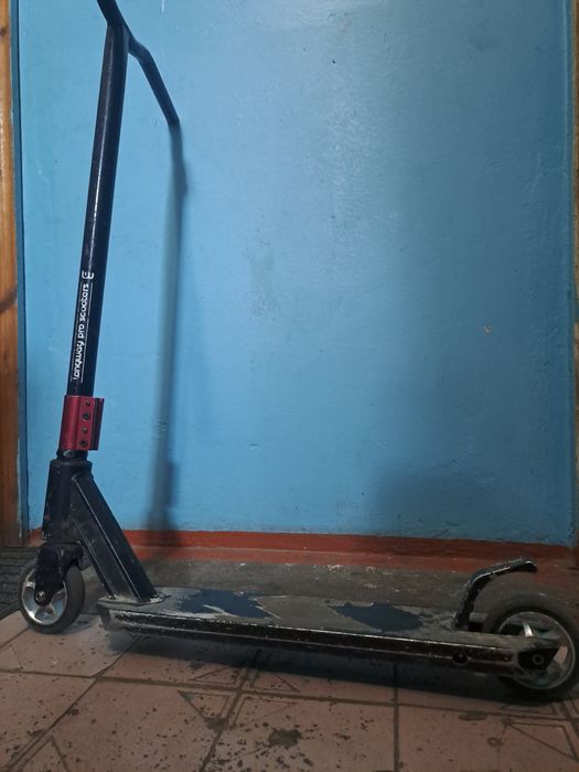 Продам самакат 10к торг есть