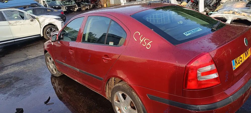 Dezmembrari / Dezmembrez Skoda Octavia 2 (1Z3) 1.9 TDI BXE cutie viteze automata cod culoare LF3W