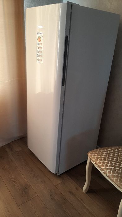 Морозильник вертикальный