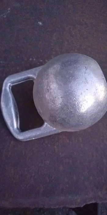 Гирька весом 2 килограмма