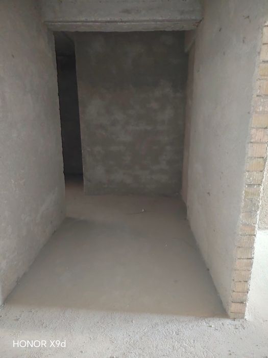 Зудлик бн уй сотилади