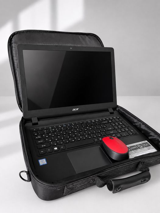 Ноутбук Acer 15.6" + мышь + сумка, провод