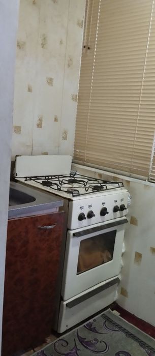 1 хонали 2 хона килинган квартира соталади, Пахтазор МФЙда жойлашган