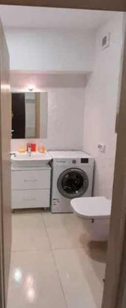 Дава се под наем Двустаен апартамент в Пловдив, Южен - 65 кв.м за 275.4 € - Снимка #2