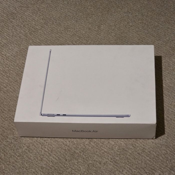 Laptop Apple MacBook Air 13",procesor  M4, 16GB RAM, 256GB, Silver