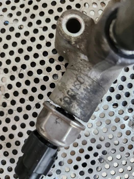 Rampa Injectie Injectoare Cu Senzor Opel Astra H Meriva Zafira B Corsa D 1.7 Cdti Euro 4 Motor Z17D