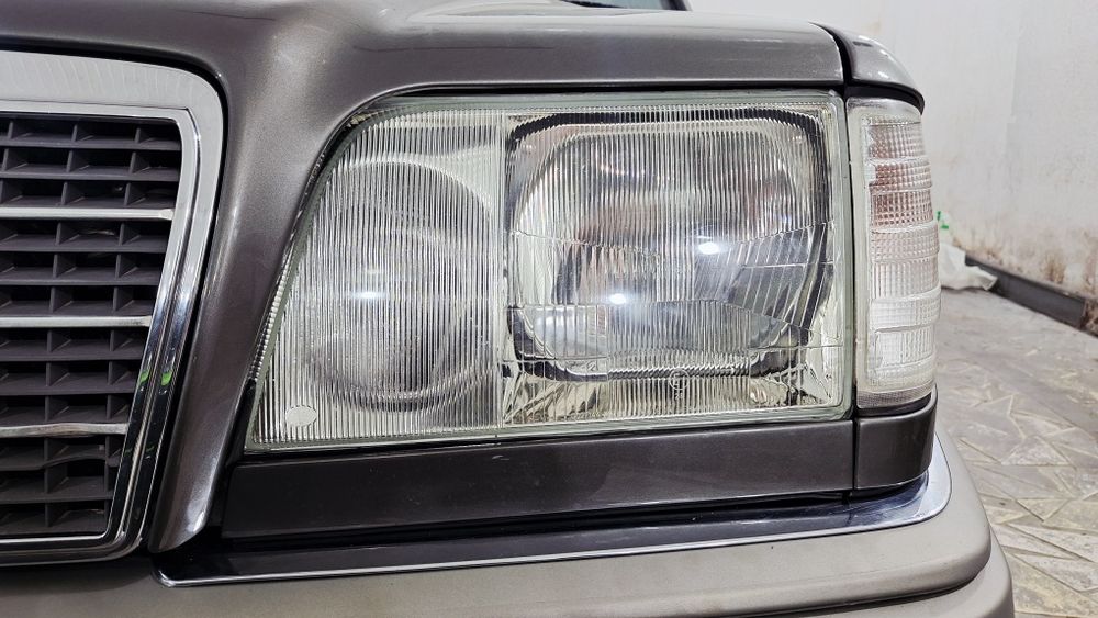 Фара мерседес 124