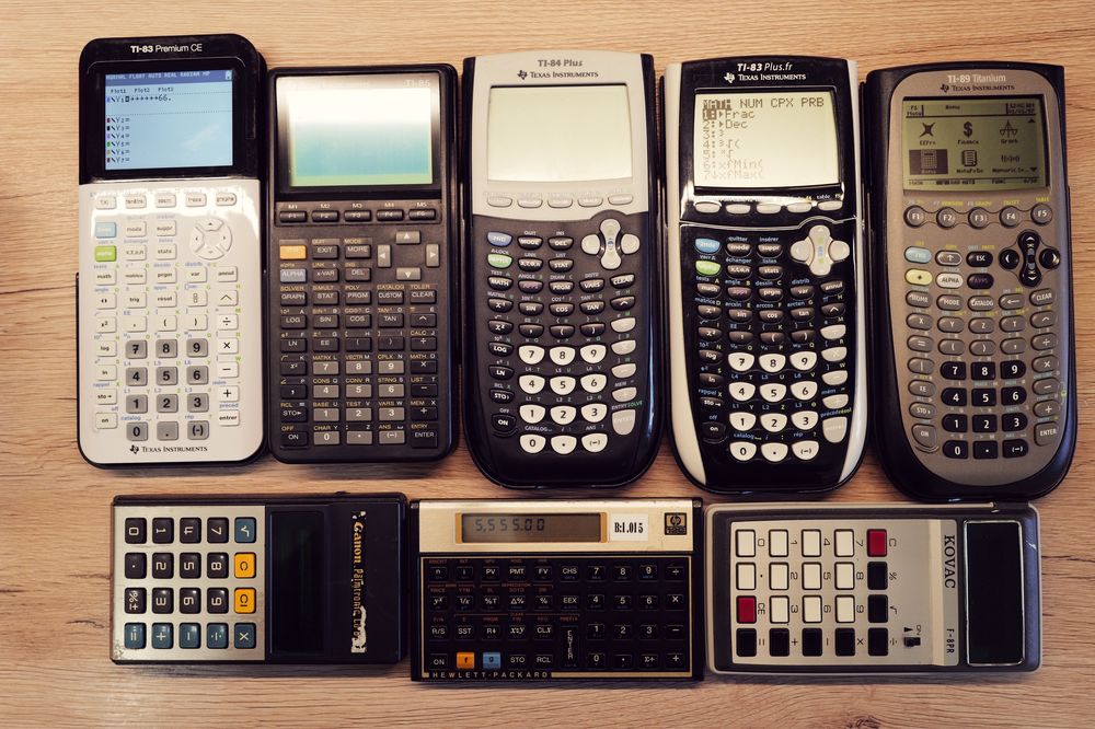 Calculator Texas Instruments Ti 89 85 84 83 stiintific Politehnica