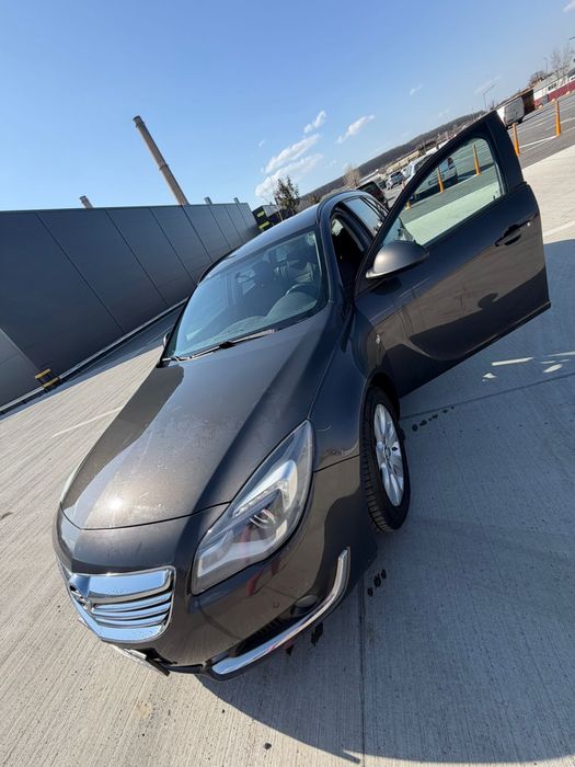Opel insignia sports tourer
