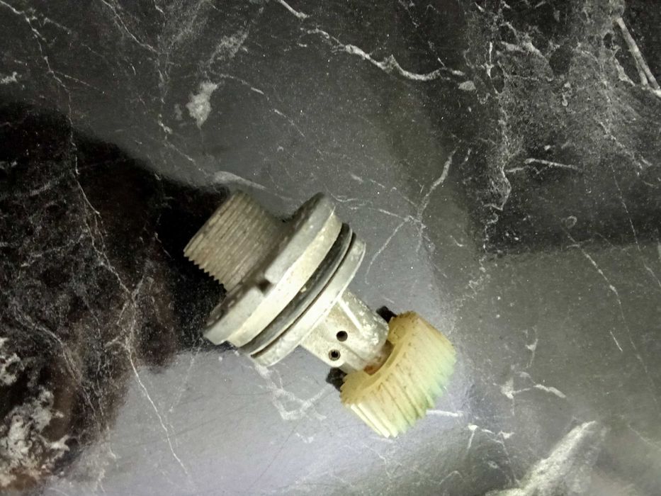 редуктор спидометра митцубиши-паджера