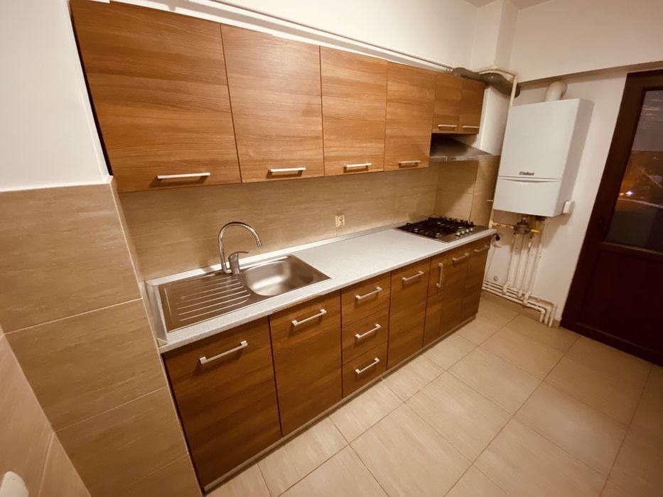 Apartament 2 camere decomandat | Tomis 2 | Mircea cel Bătrân | Etaj 1