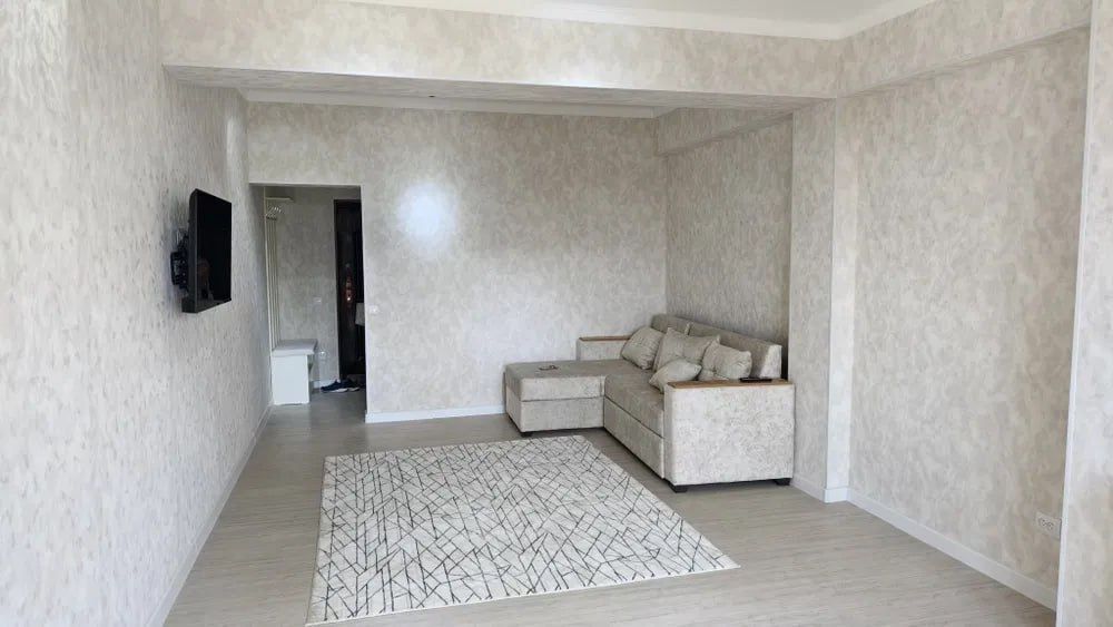 Продаю 1 /4/5 буюк ипак йули буз базар