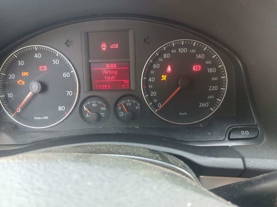 Volkswagen golf 5(2007)1.6 benzina