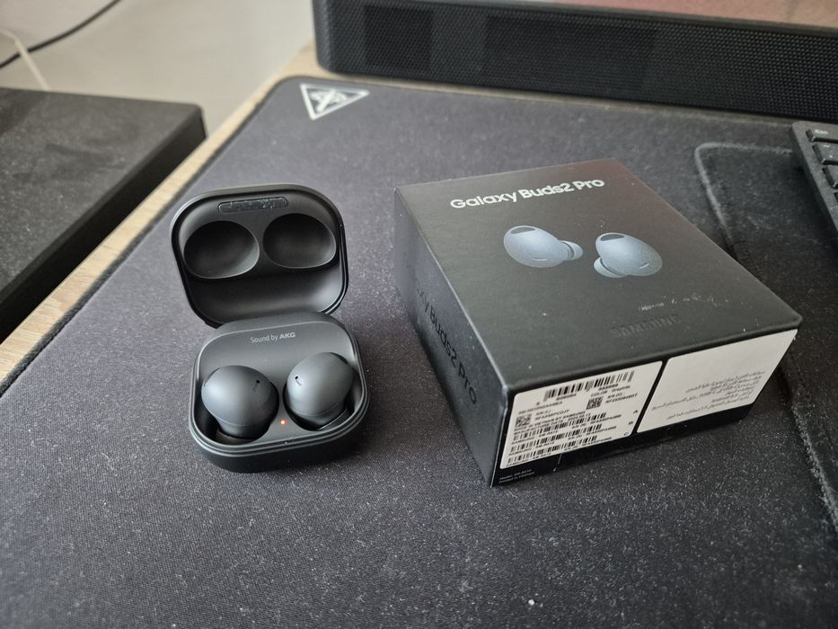 Casti bluetooth Samsung Galaxy Buds2 Pro, Graphite ca nou.