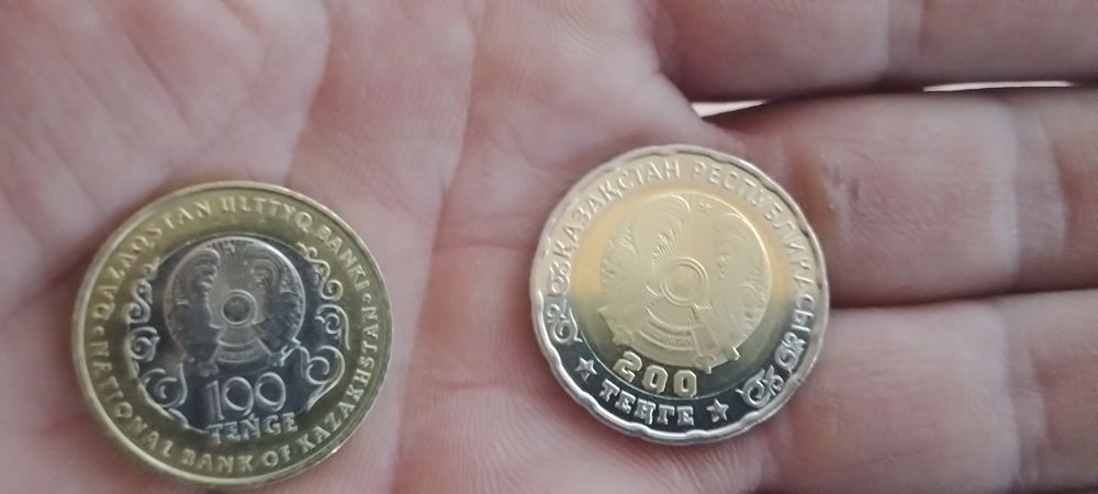 Продам юбилейные монеты.