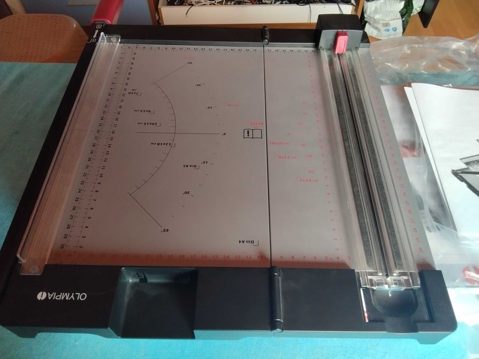 оригинална немска гилотина за рязане фотографии и визитки