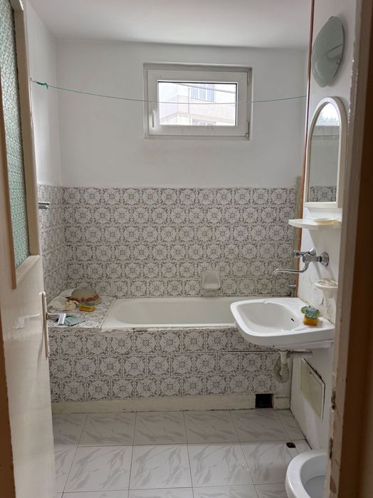 Vând garsonieră confort 1