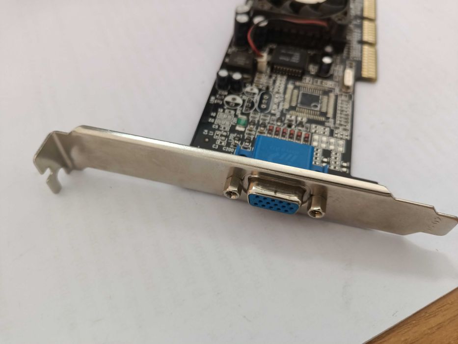 Продам ретро видеокарту AGP "Inno3D Tornado GeForce2 MX".