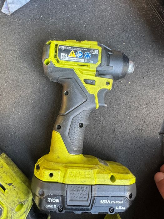Инструменти Ryobi сет