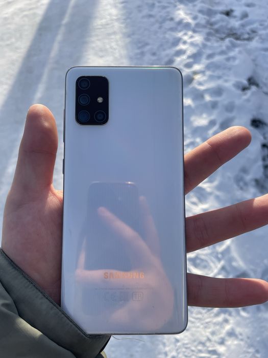 Продам Самсунг а71