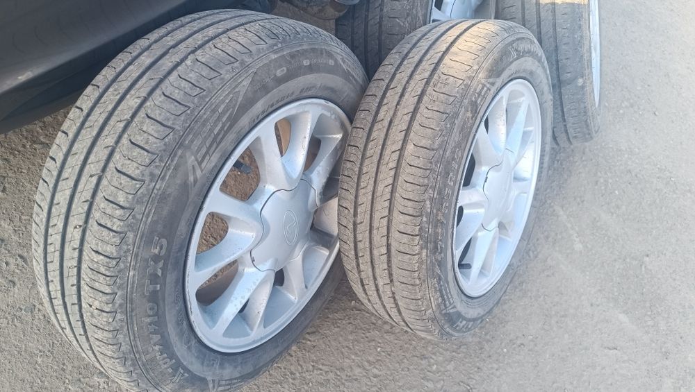 Продам диски с резиной на 14