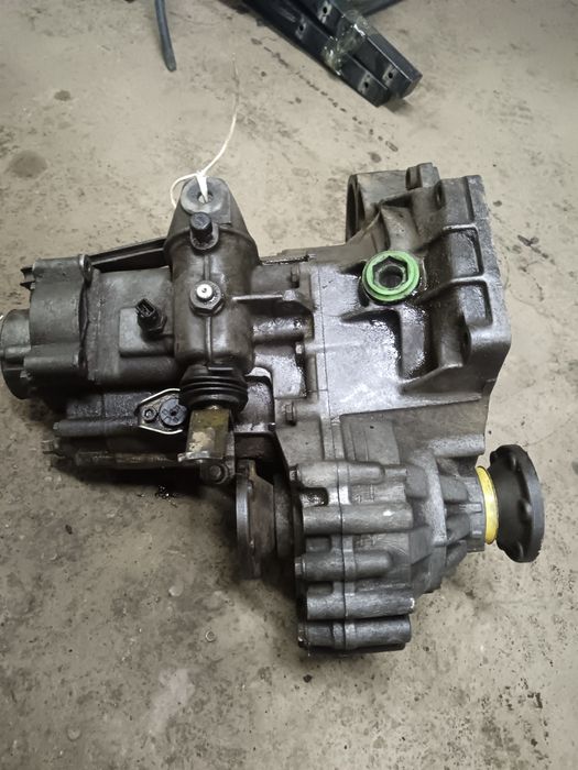 Продам коробку гольф 3