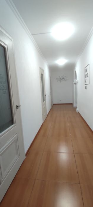 Двухэтажный дом в центре