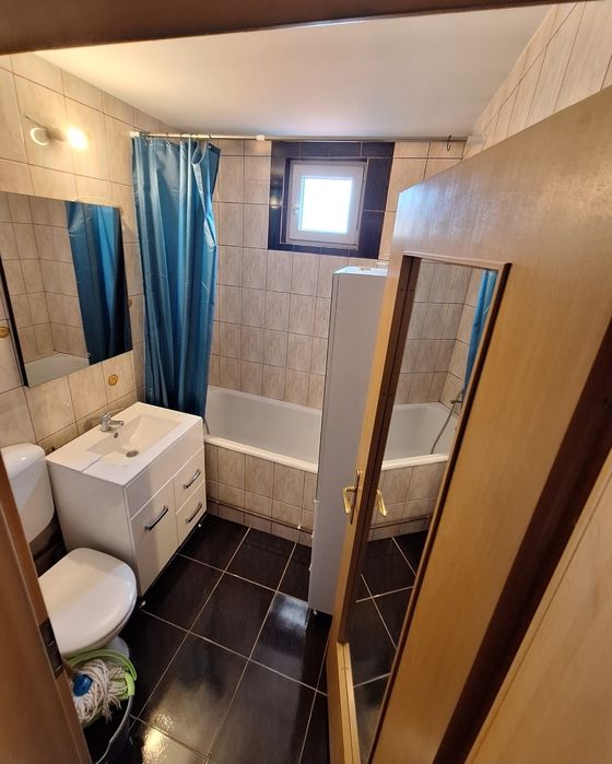 Inchiriez apartament 2 camere ,ultra central Piata Mihai Viteazu